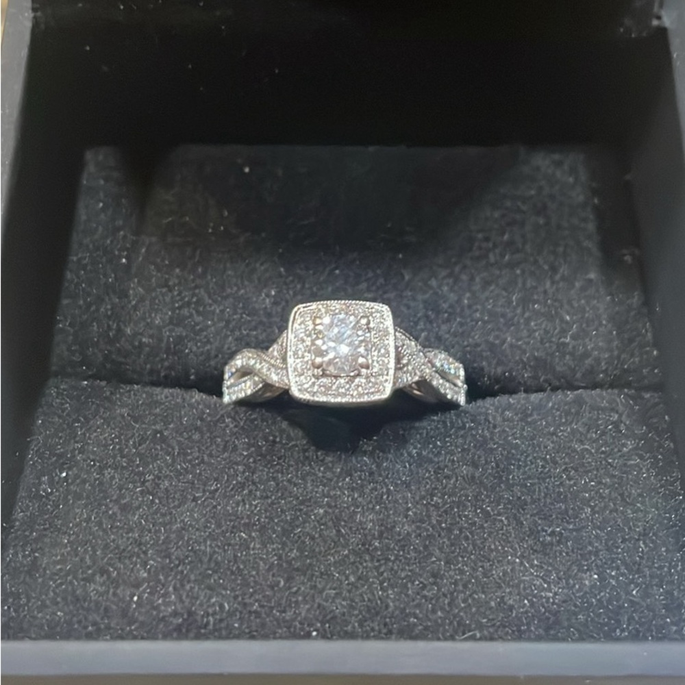7/8CTTW Certified Diamond Ring